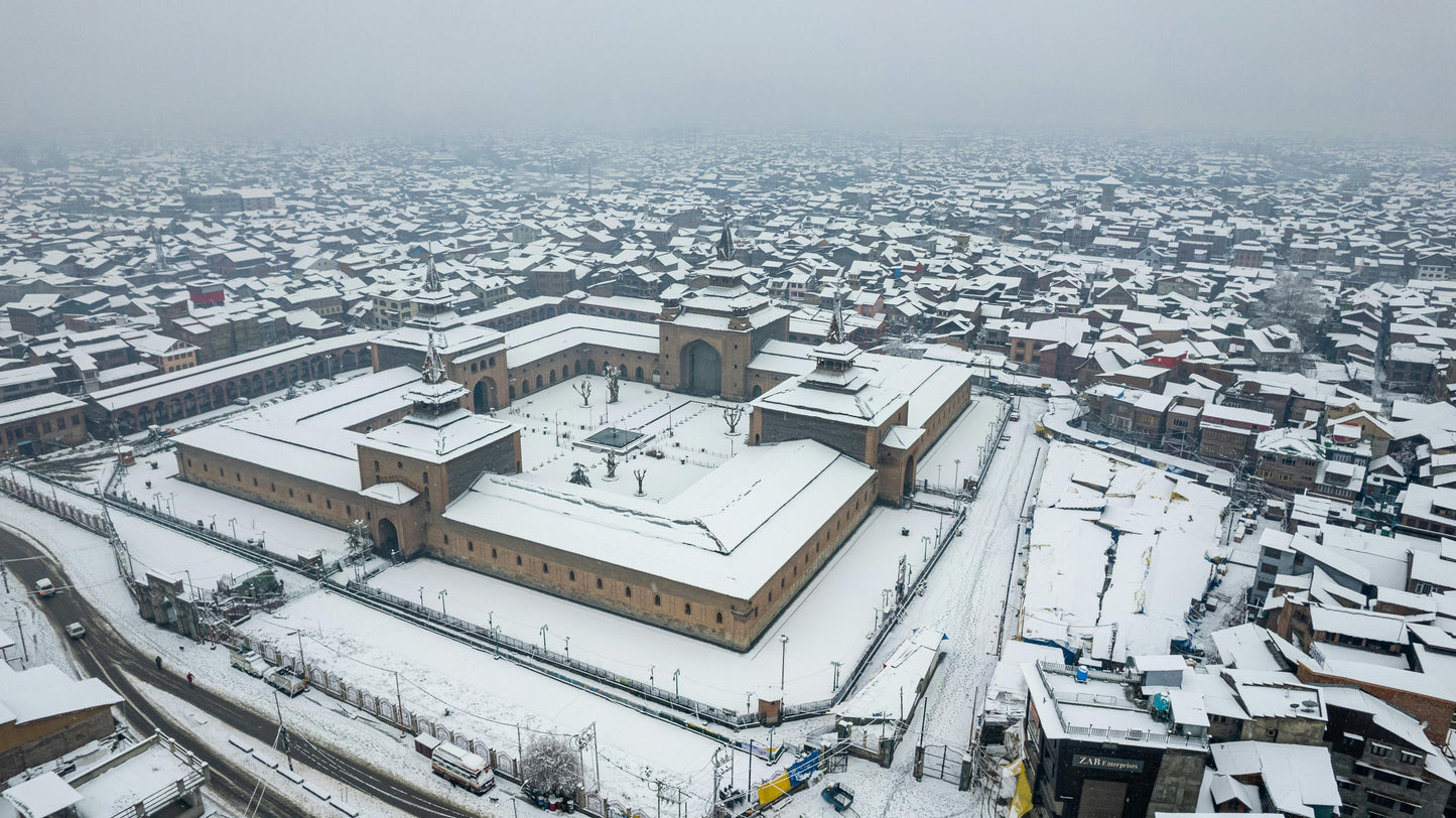 Kashmir Honeymoon Package (5N/6D)