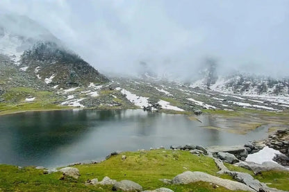 Kareri Lake Trek (2N/3D) – Delhi to Delhi